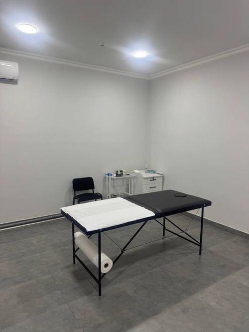 Klinikada arendaga shinam va yorug‘ kabinet beriladi!
