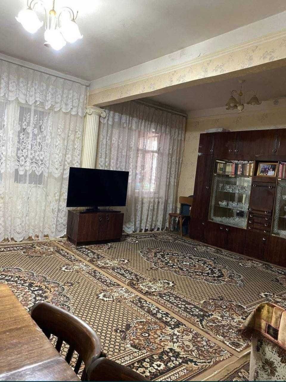 5-xonali kvartira, 90 m², Toshkent, Mirobod tumani, ijaraga
