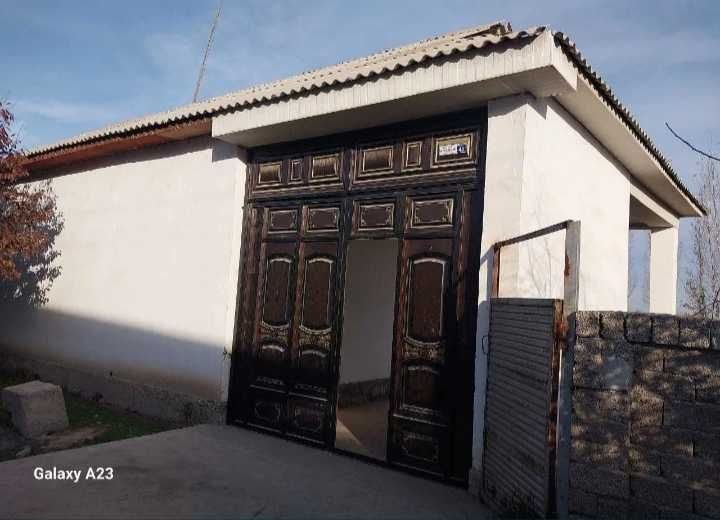 4-room house, 16 m², Нурафшан (Тойтепа), for sale