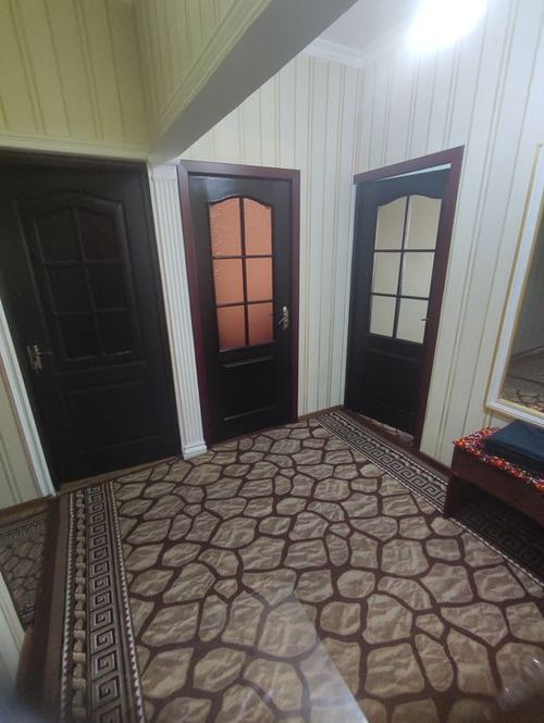 3-xonali kvartira, 70 m²