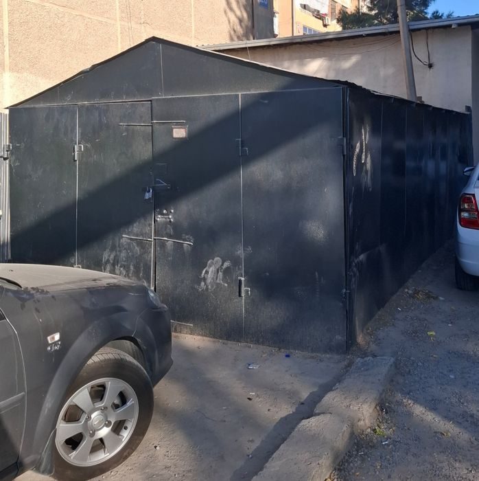 СРОЧНА Темир Гараж сотилади