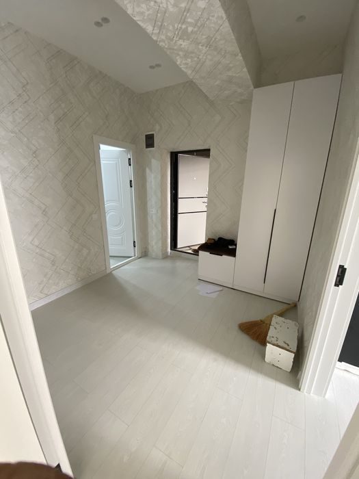 2-комнатная квартира, 64.3 м², Ташкент, Учтепинский район, на продажу