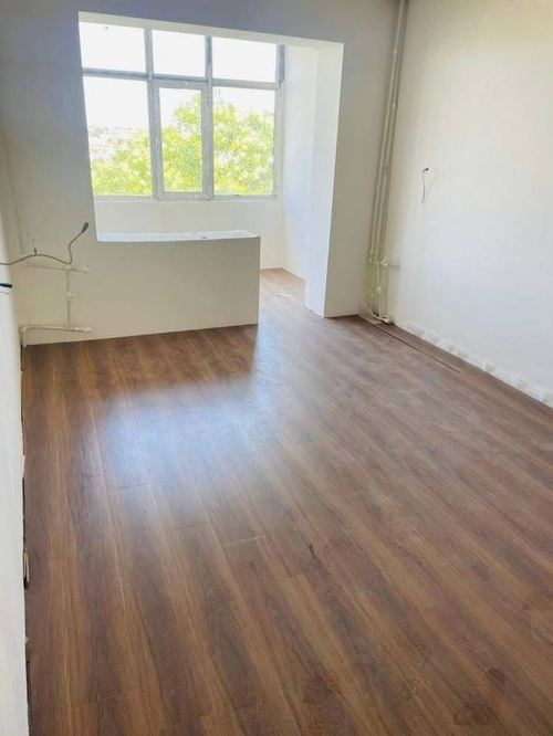 3-xonali kvartira, 70 m²