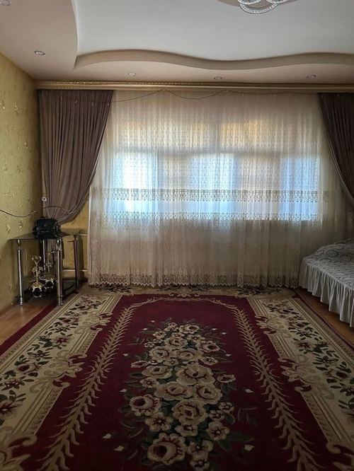 3-xonali kvartira, 74 m²