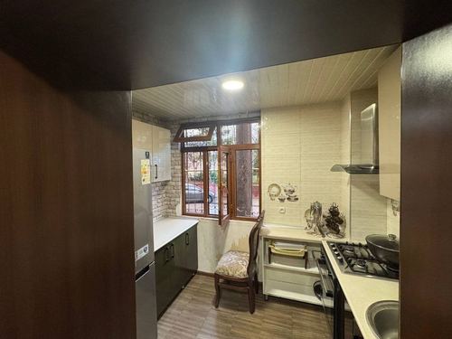 4-xonali kvartira, 86 m²