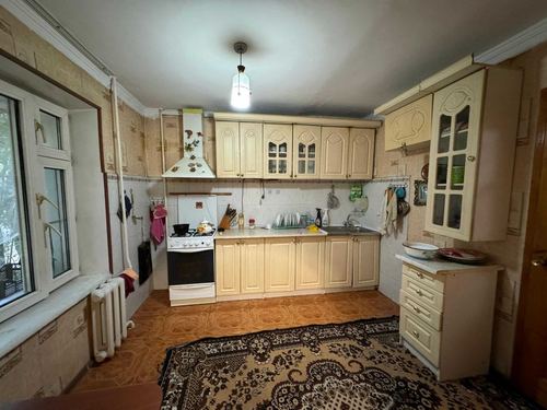 4-xonali kvartira, 80 m²