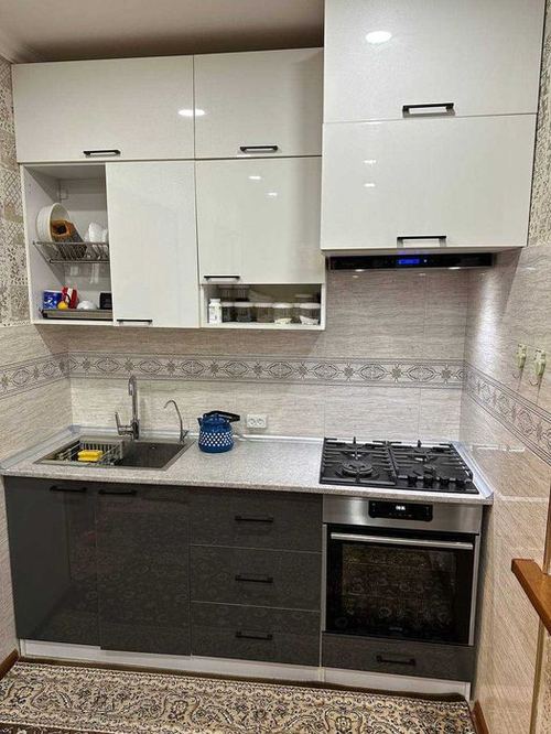 3-xonali kvartira, 80 m²