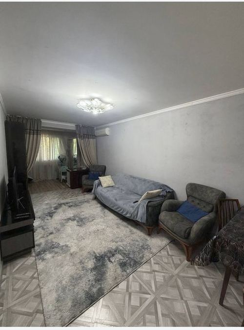 3-xonali kvartira, 70 m²