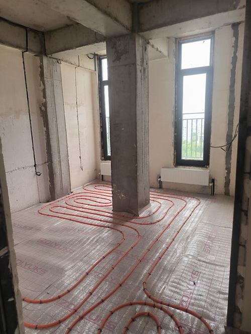 3-xonali kvartira, 70 m²