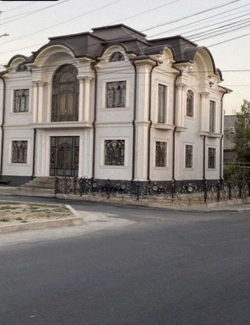 11-room house, 650 m²