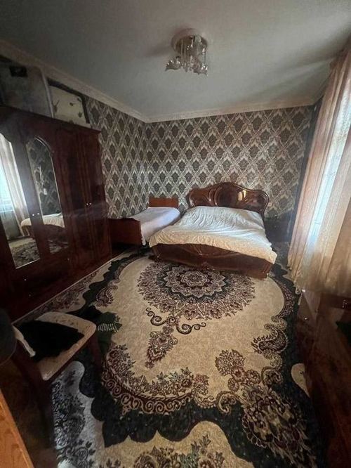 5-room house, 400 m²