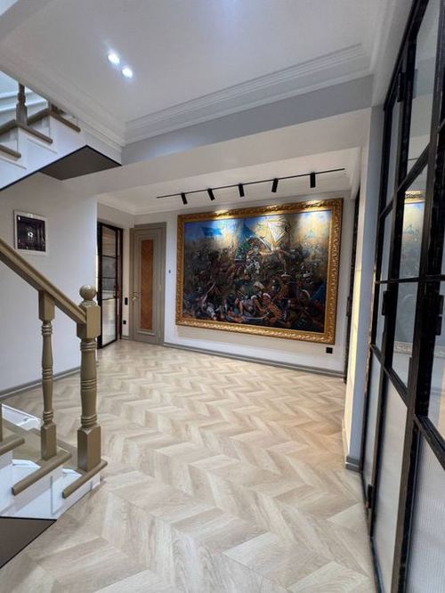5-xonali kvartira, 160 m²