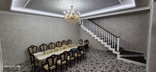8-room house, 375 m²