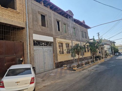 8-room house, 600 m²