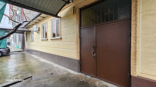 6-room house, 405 m²