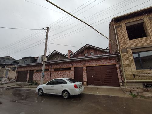 5-room house, 200 m²