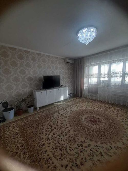 3-xonali kvartira, 70 m²