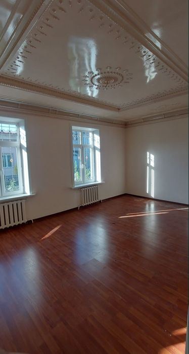 8-комнатный дом, 500 м²