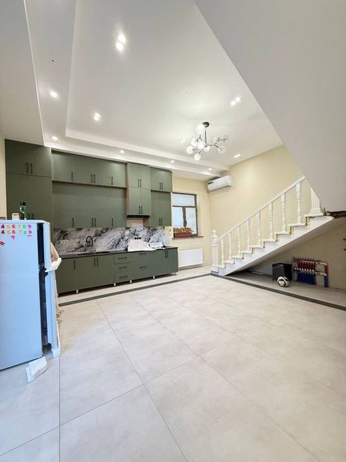 6-комнатный коттедж, 150 м²