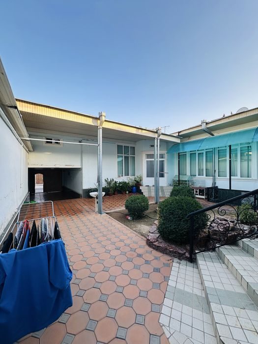 7-room house, 3.37 m², Tashkent, Uchtepa District, for sale
