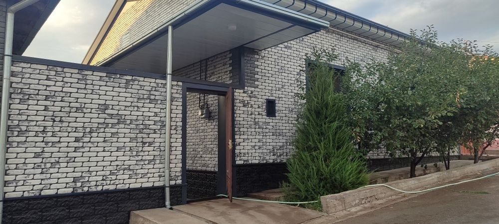 3-room cottage, 150 m², Паркент, for sale