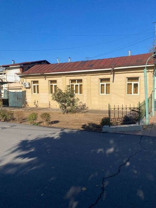8-комнатный дом, 4.5 м²