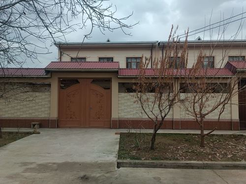 8-комнатный дом, 300 м²