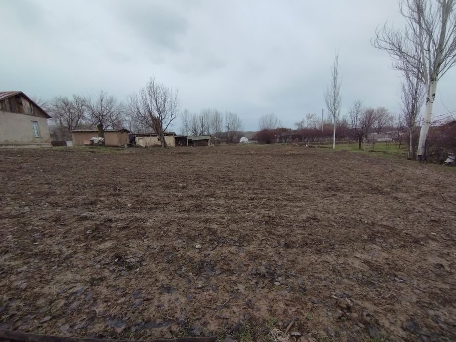 6-room house, 28 m², Паркент, for sale