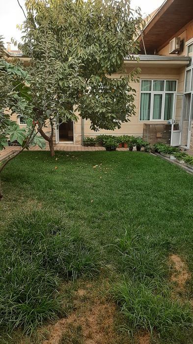 10-комнатный дом, 400 м²