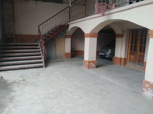 5-комнатный дом, 400 м²