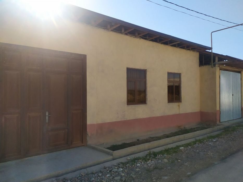 6-room house, 900 m², Паркент, for sale