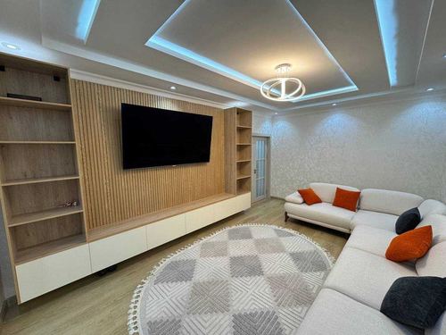 3-xonali kvartira, 105 m²