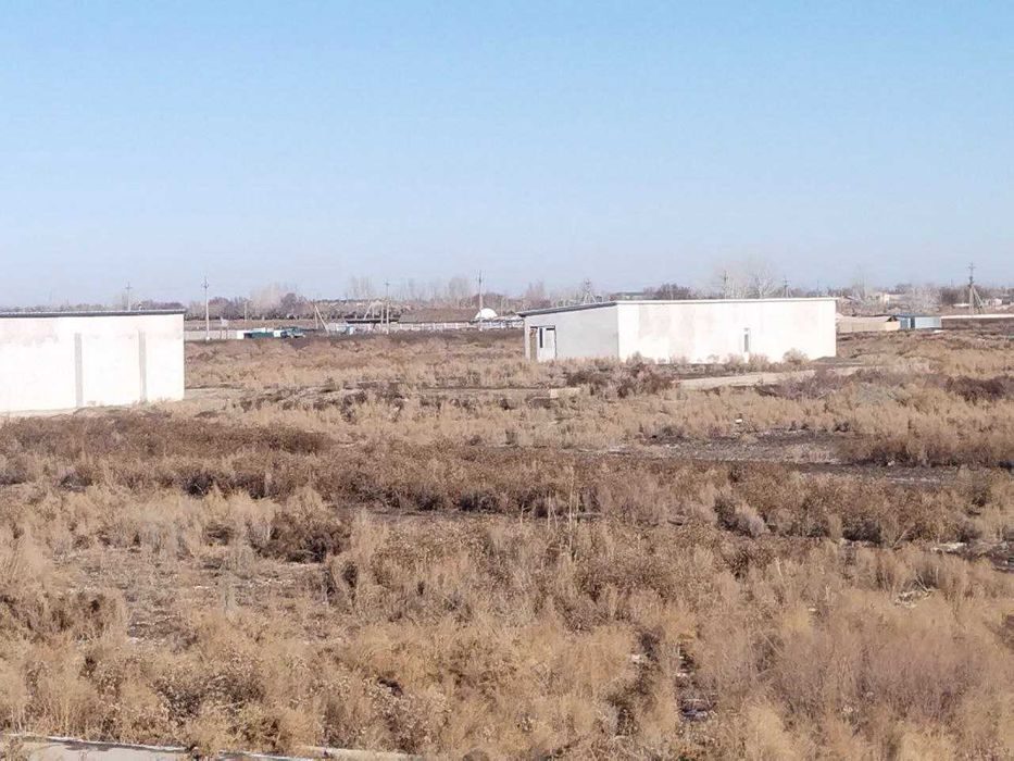 Земельный участок со строениями