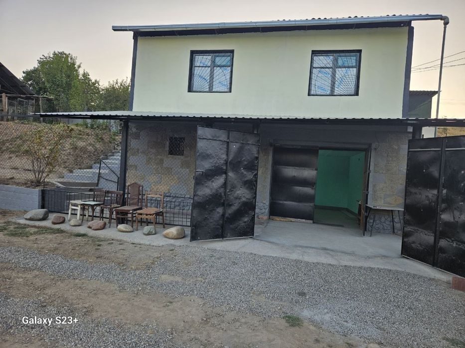 4-room dacha, 600 m², Паркент, for sale
