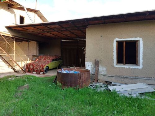 Dacha uchun er sotiladi
