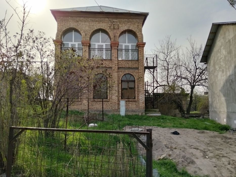 Yuqori chrchiqda yer uchaska sotiladi 6 sotx