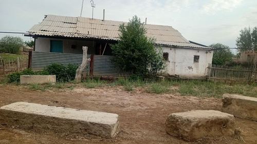 4-room house, 2400 m²