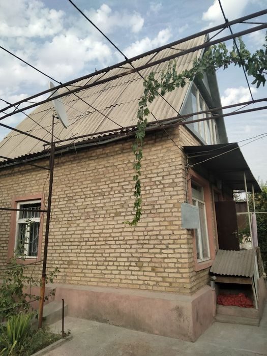 4-room dacha, 600 m², Паркент, for sale