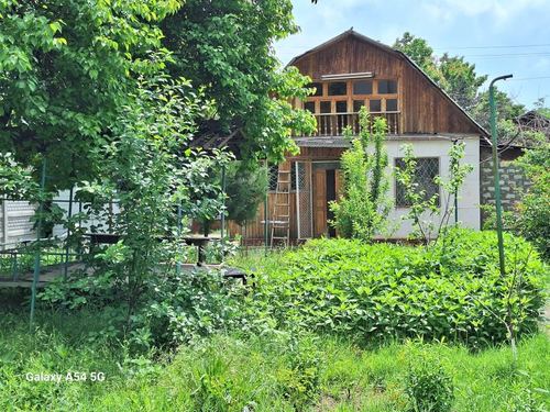4-room dacha, 600 m²