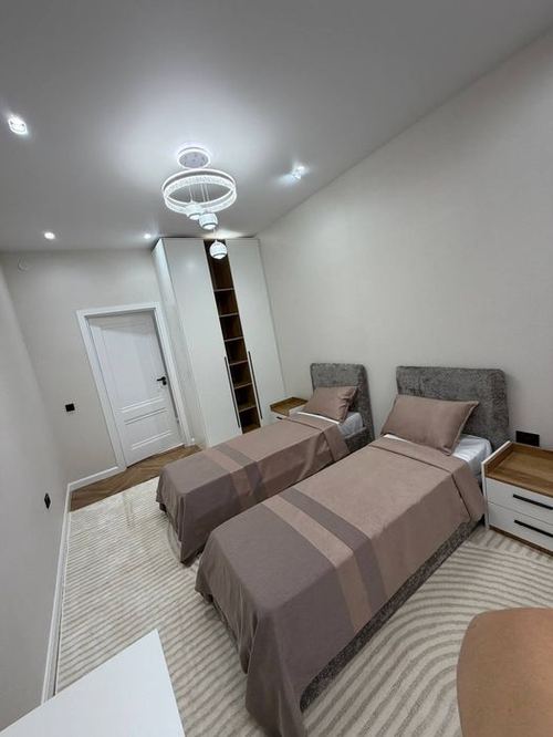 3-xonali kvartira, 70 m²
