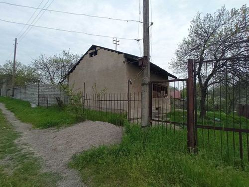 Продается Дача. Дача находится Паркентском районе.