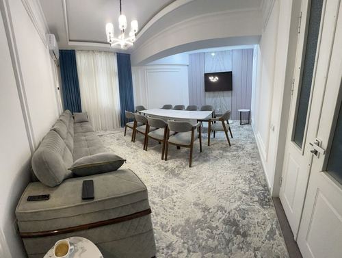 4-xonali kvartira, 135 m²