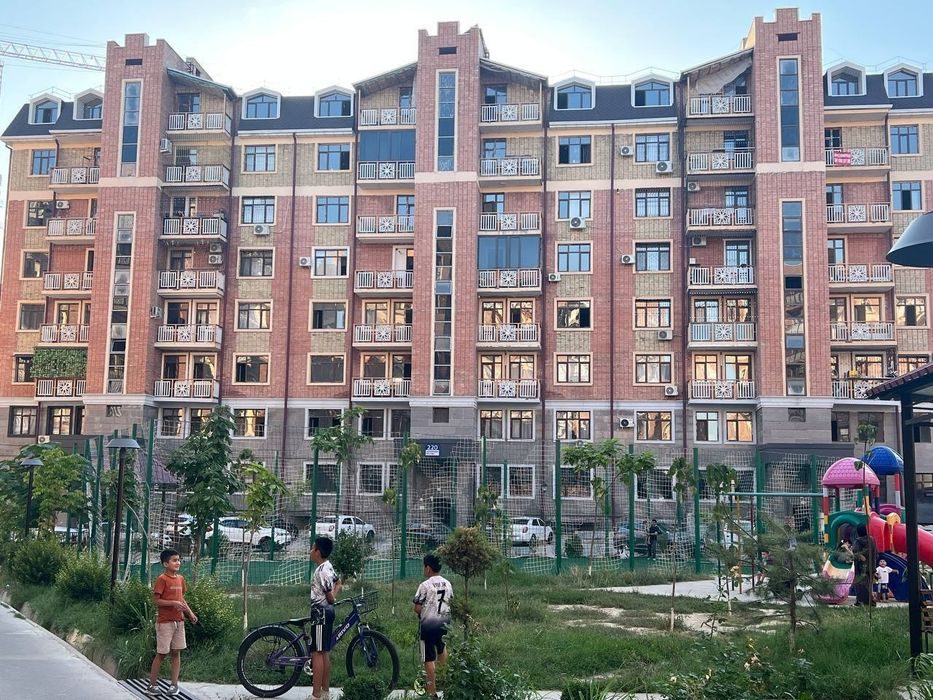 4-room apartment, 160 m², Tashkent, Yashnabad District, for sale