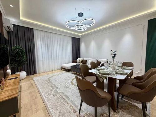 4-xonali kvartira, 130 m²