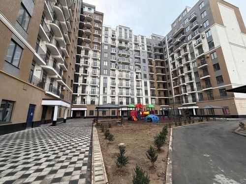 4-xonali kvartira, 106 m²