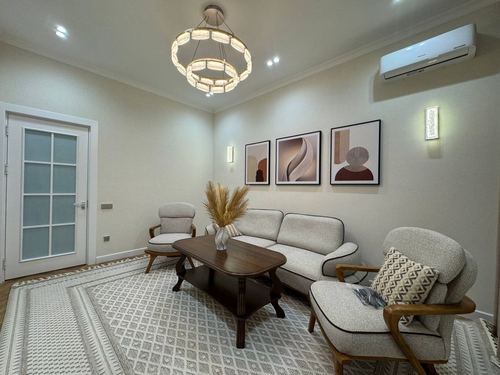 4-room apartment, 130 m²