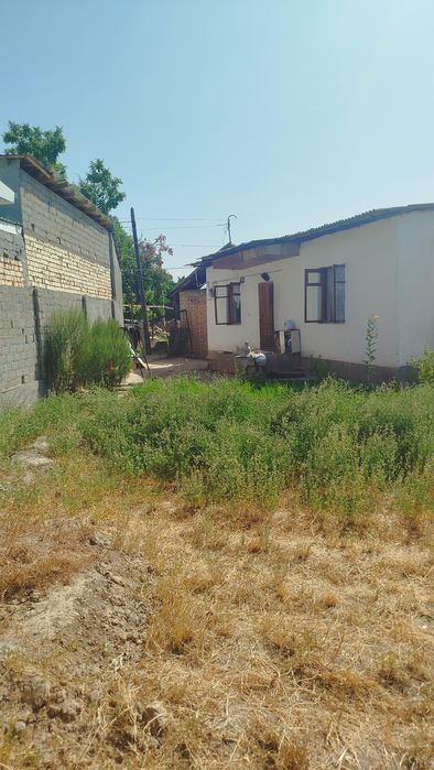3-room house part, 9000 m²