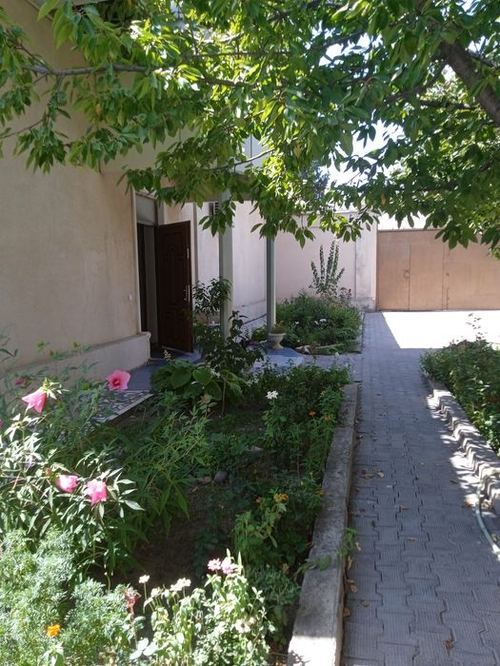4-room house, 600 m²
