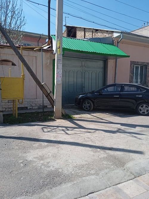5-xonali uy, 298 m²