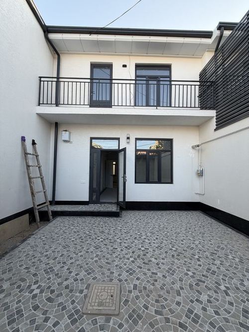 5-room house, 130 m²